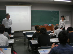 奈良教授より講師紹介