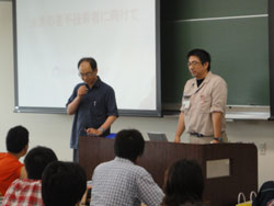 講師の瀬尾氏を紹介する五朗丸教授