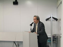 司会は需要創造検討特別委員会岩崎幹事長