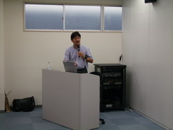 上東様による講演
