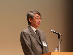 中島副会長による開会の辞