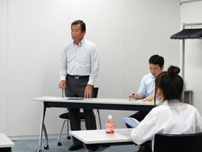 出嶋事務局長による説明